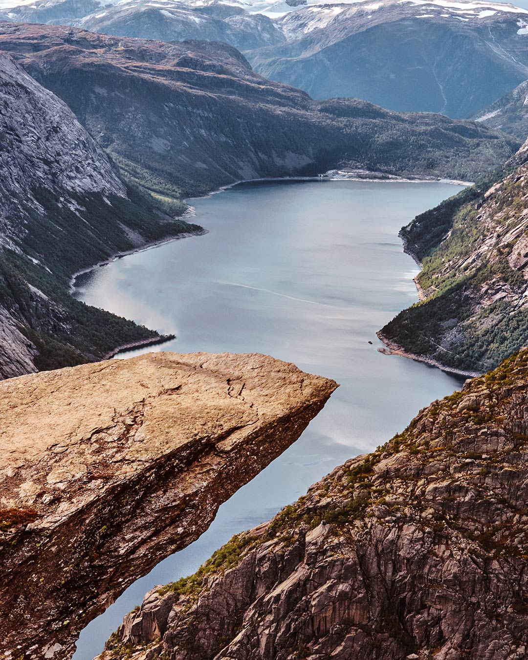 trolltunga.jpg